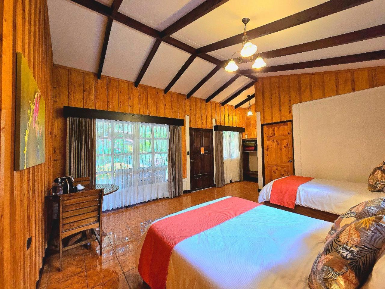 Hotel De Montana Suria San Gerardo de Dota Bilik gambar